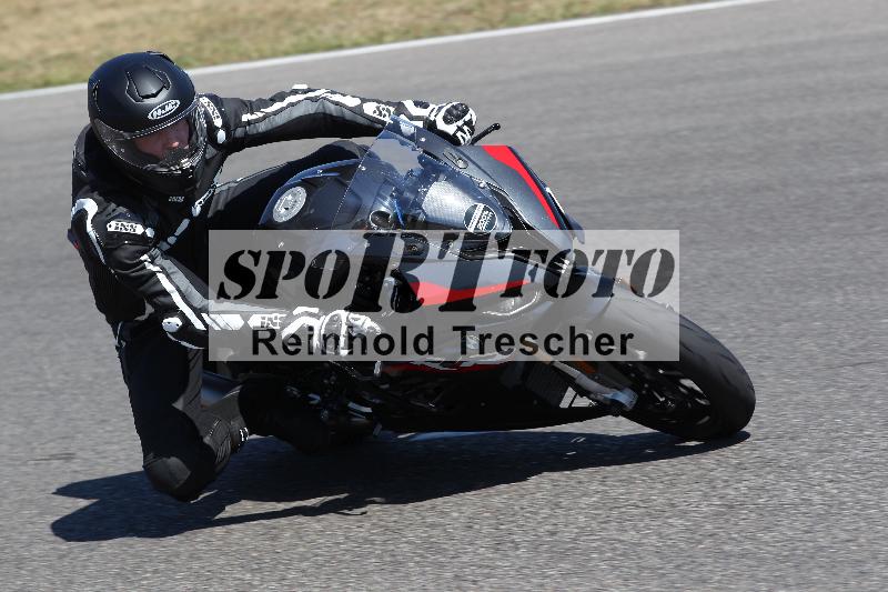 Archiv-2022/51 10.08.2022 Freeride Training ADR/Medium/unklar